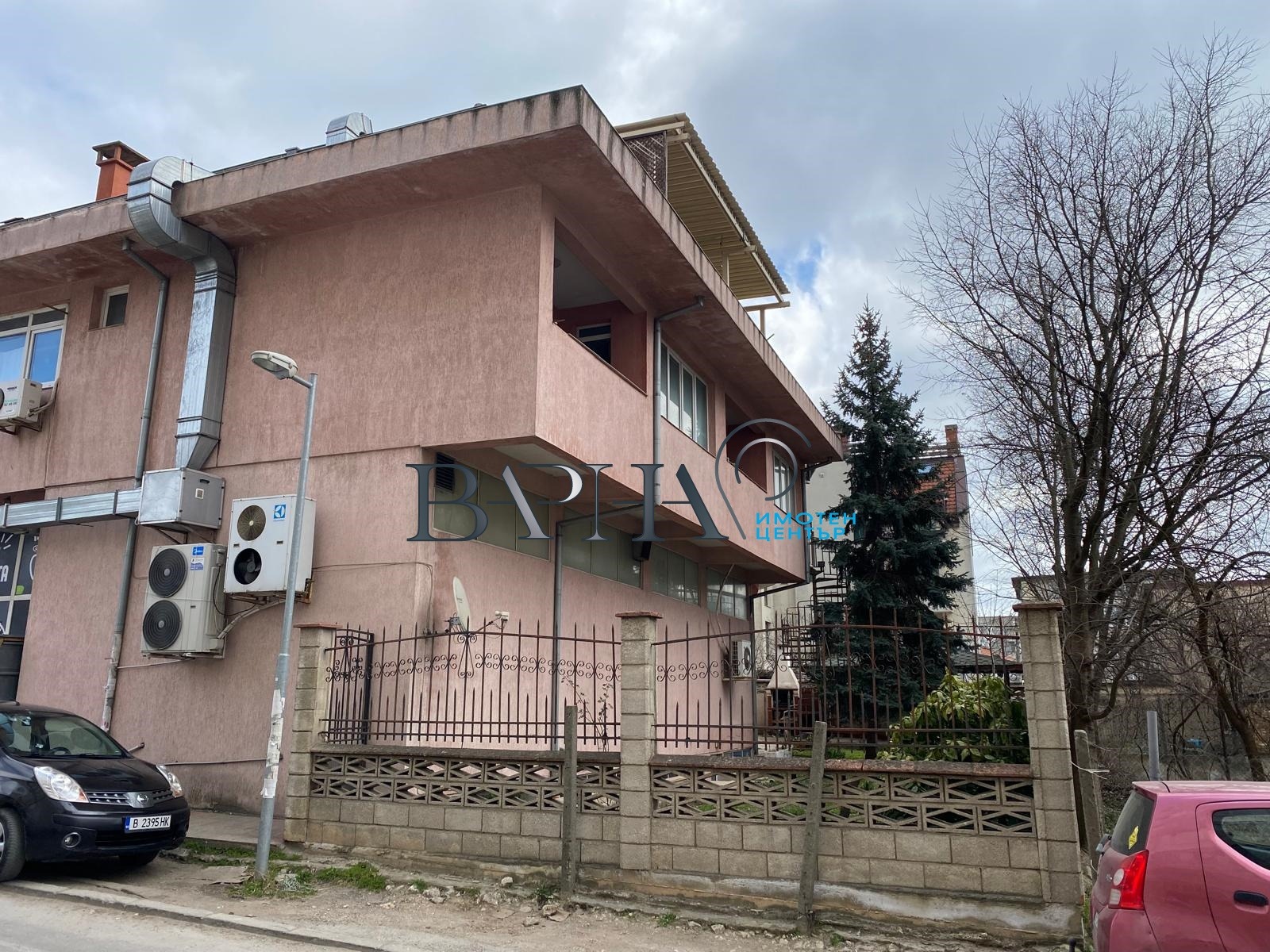 Продава ЕТАЖ ОТ КЪЩА, гр. Варна, Левски 2, снимка 2 - Етаж от къща - 54288467