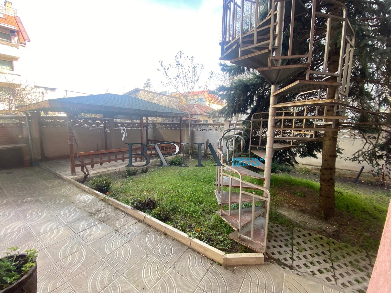 Продава ЕТАЖ ОТ КЪЩА, гр. Варна, Левски 2, снимка 15 - Етаж от къща - 54288467