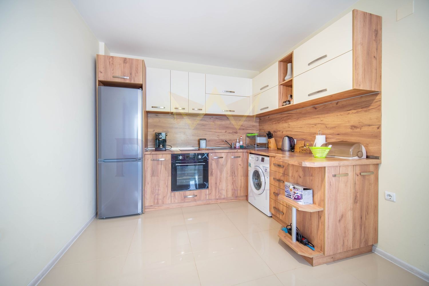 Продава КЪЩА, гр. Балчик, област Добрич, снимка 5 - Къщи - 53975142