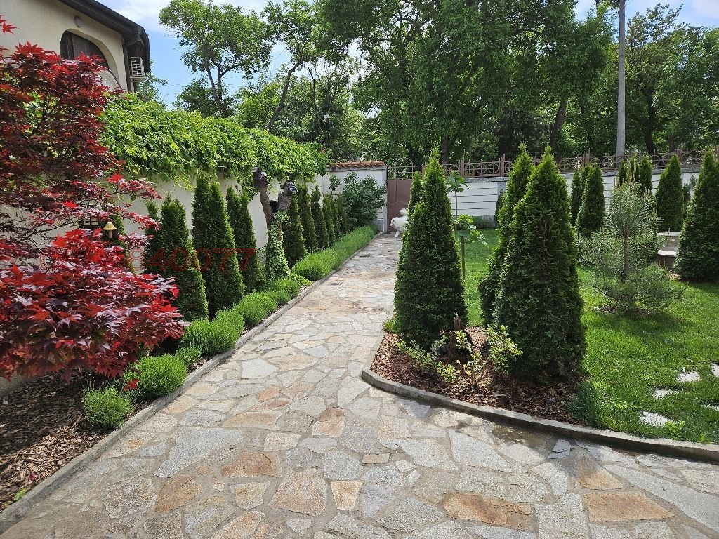 Продава КЪЩА, гр. Димитровград, област Хасково, снимка 2 - Къщи - 54081921