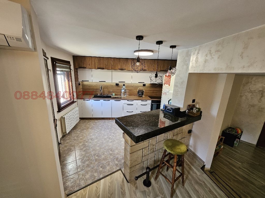Продава КЪЩА, гр. Димитровград, област Хасково, снимка 17 - Къщи - 54650600