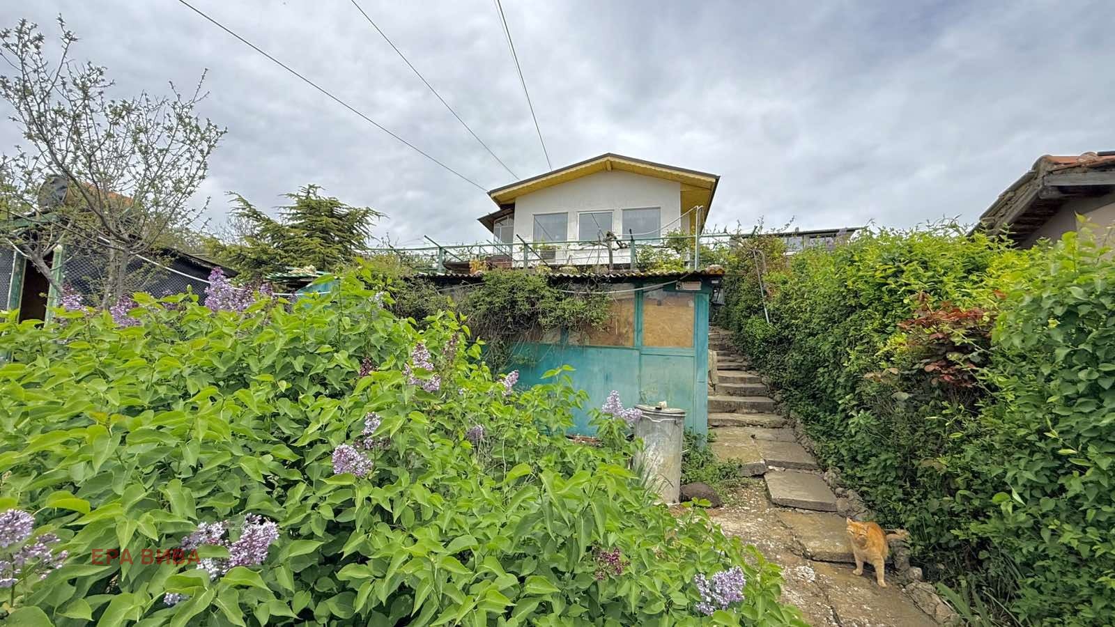 Продава КЪЩА, гр. Варна, м-т Планова, снимка 15 - Къщи - 54521731