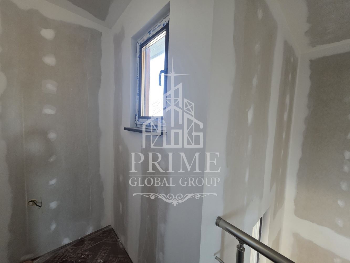 Продава КЪЩА, с. Яребична, област Варна, снимка 8 - Къщи - 55740352