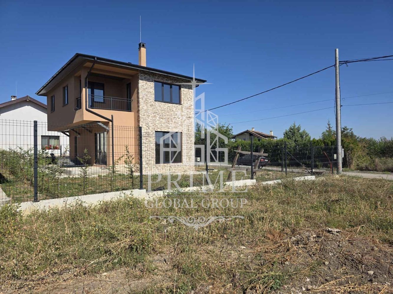 Продава КЪЩА, с. Яребична, област Варна