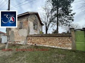 Продажба на имоти в с. Коиловци, област Плевен - изображение 12 