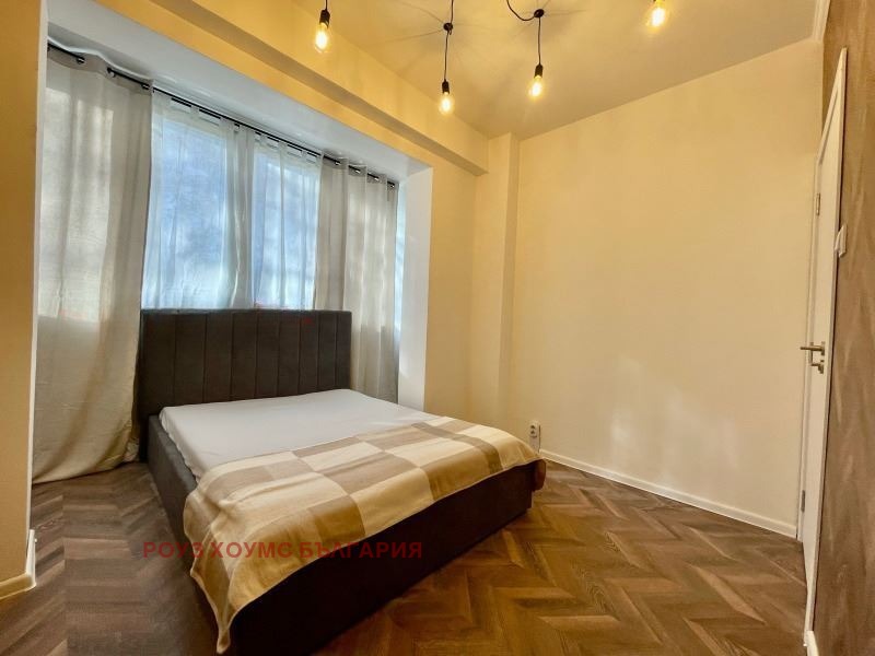 En venta  2 dormitorios Plovdiv , Jristo Smirnenski , 70 metros cuadrados | 98749904 - imagen [12]