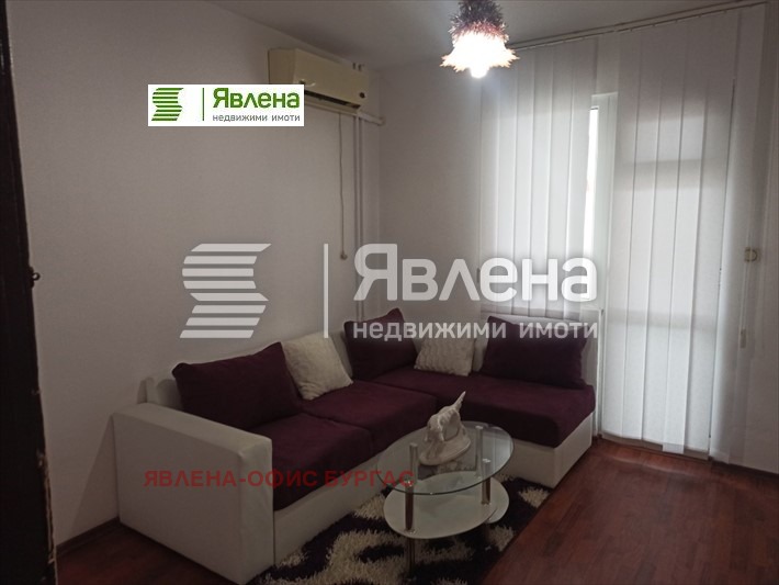 Na sprzedaż  3+ sypialni Burgas , Wazrażdane , 105 mkw | 88317353