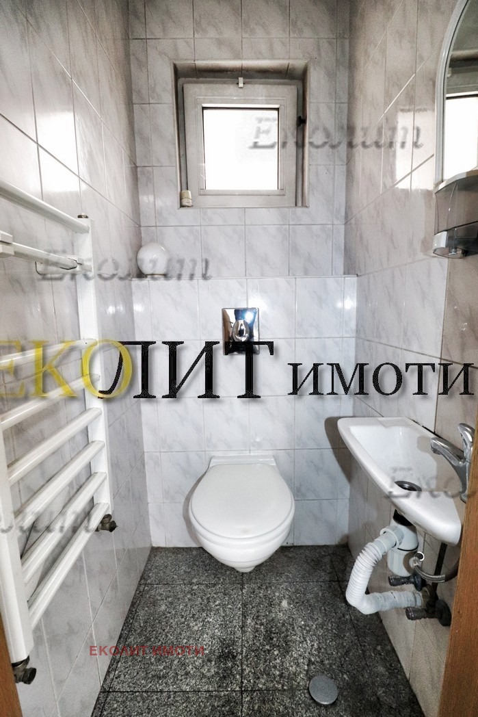 Eladó  Ipari épület Sofia , Manastirski livadi , 87 négyzetméter | 49134471 - kép [5]
