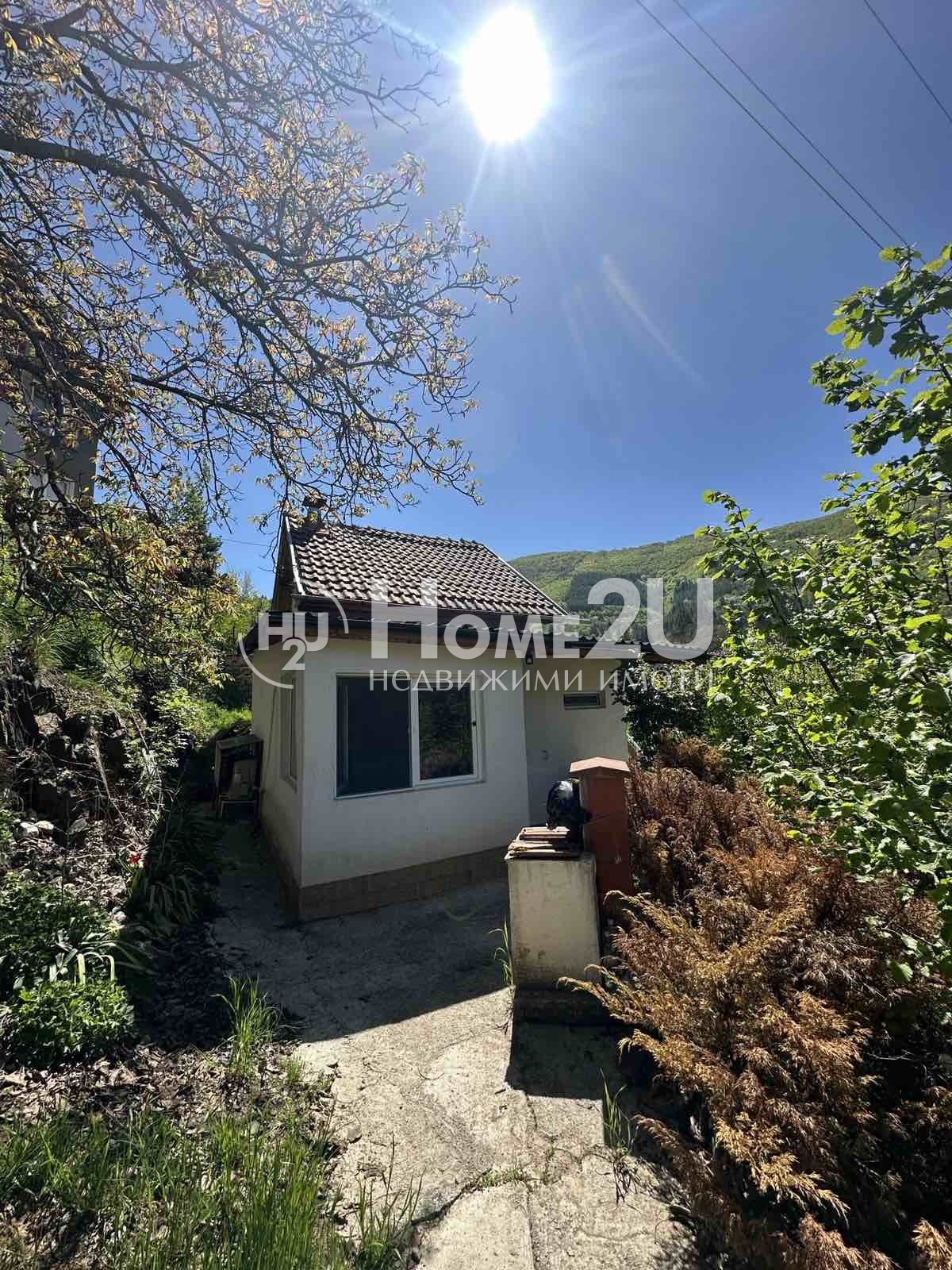 Продава КЪЩА, с. Владо Тричков, област София област