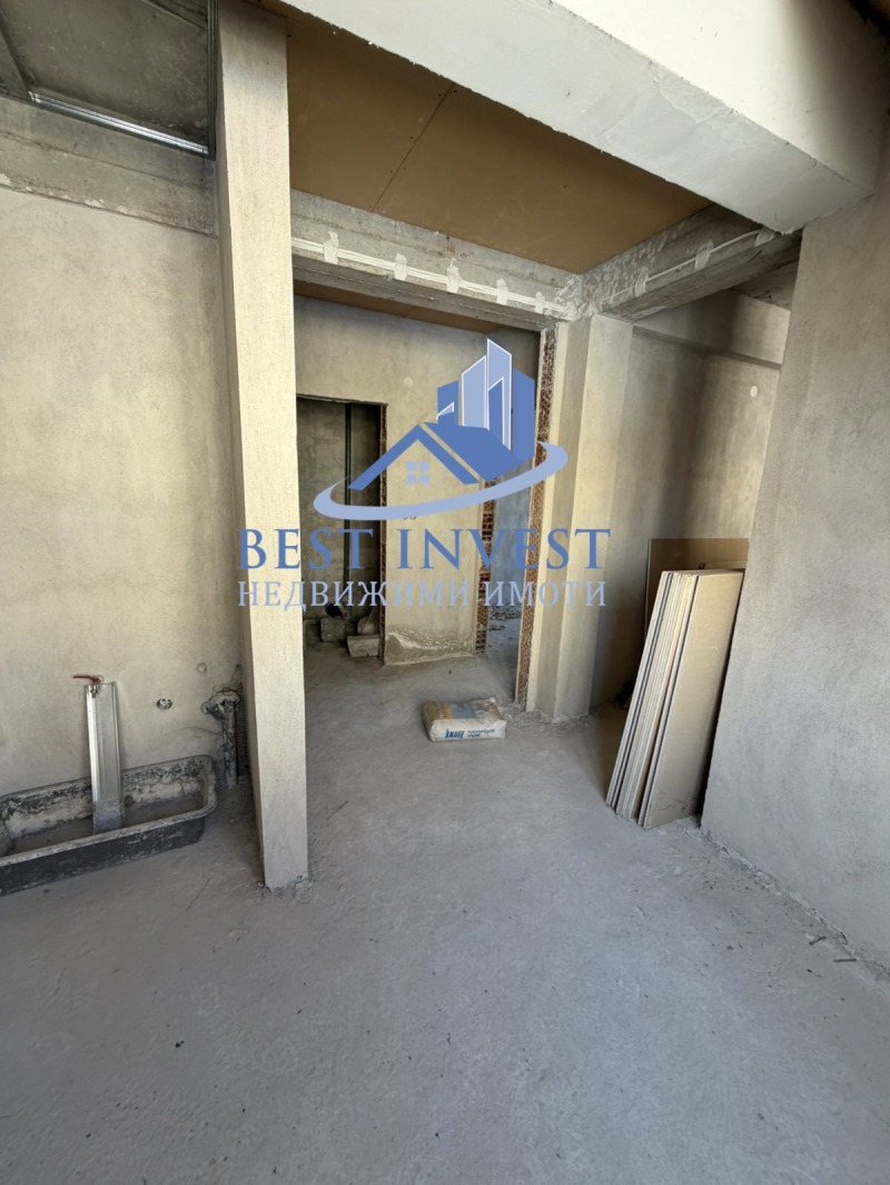 Продава АТЕЛИЕ, ТАВАН в град Благоевград, Бялата висота - 57 кв.м / 38 000 € » 74 321.54 лв., БЕСТ ИНВЕСТ НЕДВИЖИМИ ИМОТИ