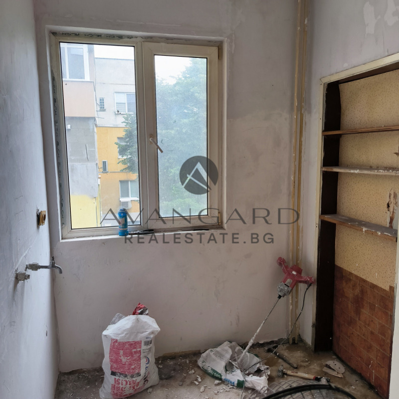 Til salgs  Studio Plovdiv , Kjusjuk Parisj , 36 kvm | 68453443 - bilde [2]