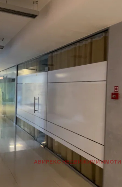 Προς πώληση  Γραφείο Πλοβδηβ , ΤΣενταρ , 27 τ.μ | 25681574 - εικόνα [2]