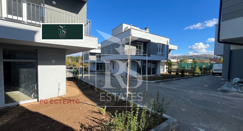 Продава КЪЩА, гр. София, м-т Детски град, снимка 15 - Къщи - 51877670