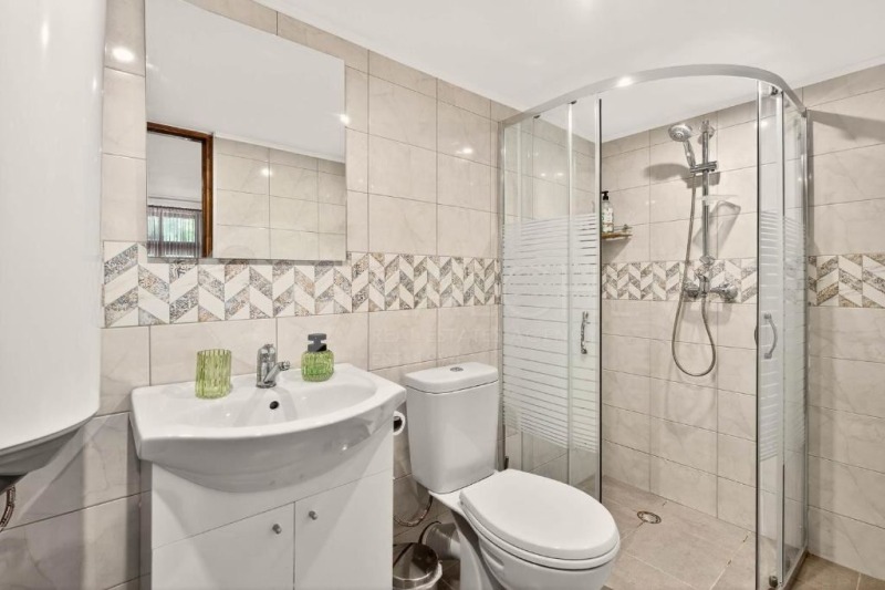 Продава КЪЩА, с. Пчелник, област Варна, снимка 14 - Къщи - 52476847