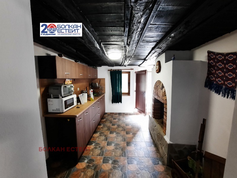 Продава КЪЩА, с. Тодювци, област Велико Търново, снимка 5 - Къщи - 53042407