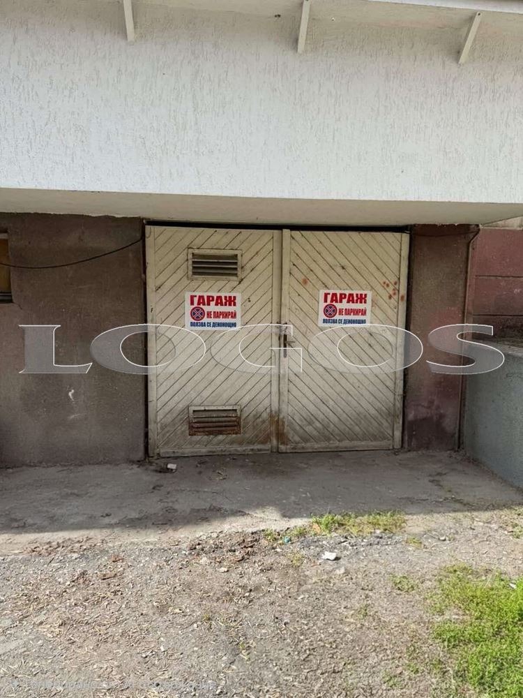 Продава ГАРАЖ, ПАРКОМЯСТО, гр. Варна, Център, снимка 3 - Гаражи и паркоместа - 54124637