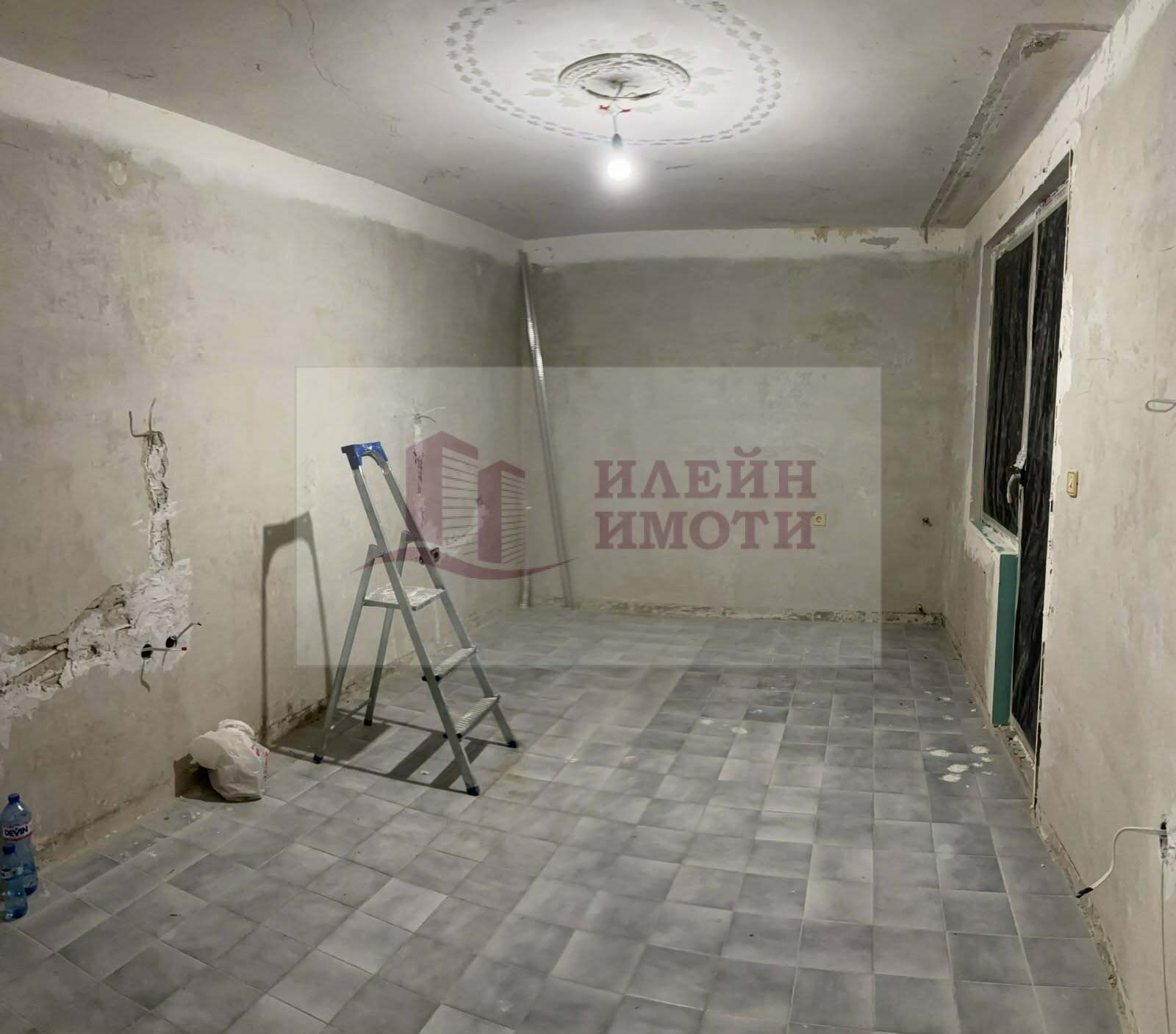 Продава 2-СТАЕН, гр. Русе, Централен южен район, снимка 5 - Апартаменти - 53871143