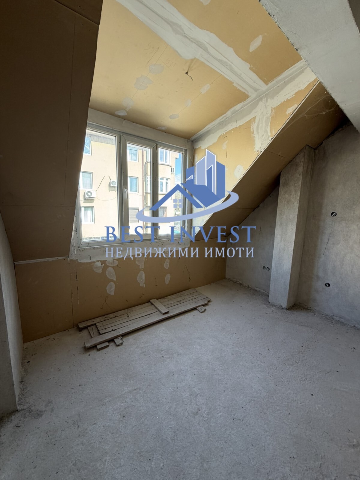 Продава АТЕЛИЕ, ТАВАН, гр. Благоевград, Бялата висота, снимка 4 - Апартаменти - 53971693