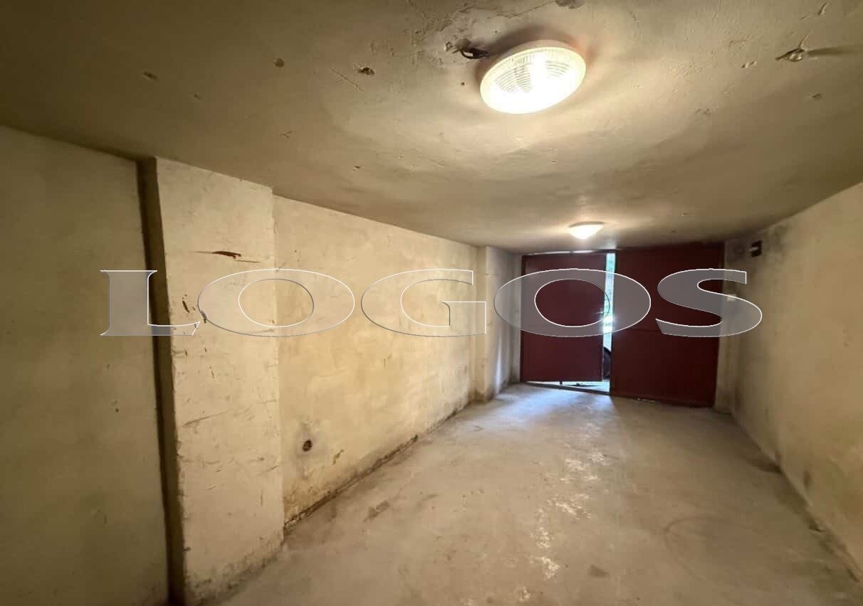 Продава ГАРАЖ, ПАРКОМЯСТО, гр. Варна, Център, снимка 4 - Гаражи и паркоместа - 54124637