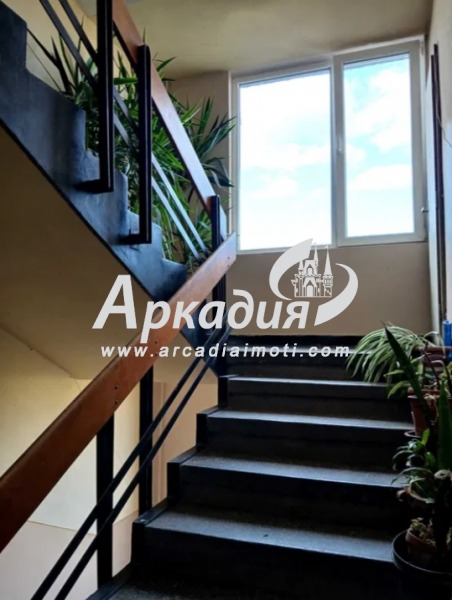 Na sprzedaż  3 sypialnie Plowdiw , Wastaniczeski , 135 mkw | 51861415 - obraz [4]