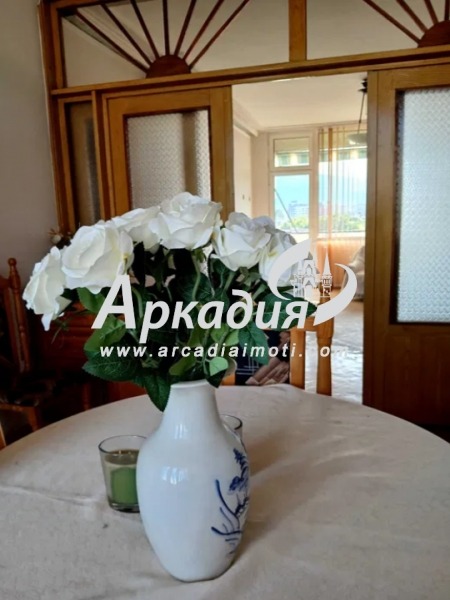 Na sprzedaż  3 sypialnie Plowdiw , Wastaniczeski , 135 mkw | 51861415 - obraz [2]