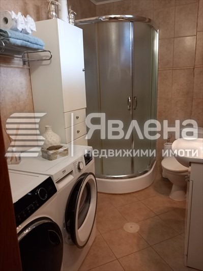 Продава КЪЩА, с. Безводица, област Добрич, снимка 9 - Къщи - 53169843