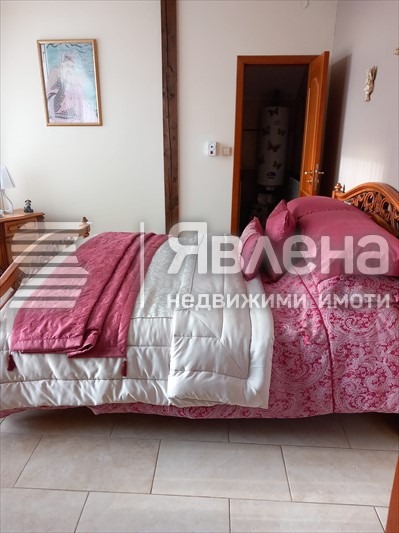 Продава КЪЩА, с. Безводица, област Добрич, снимка 3 - Къщи - 53169843