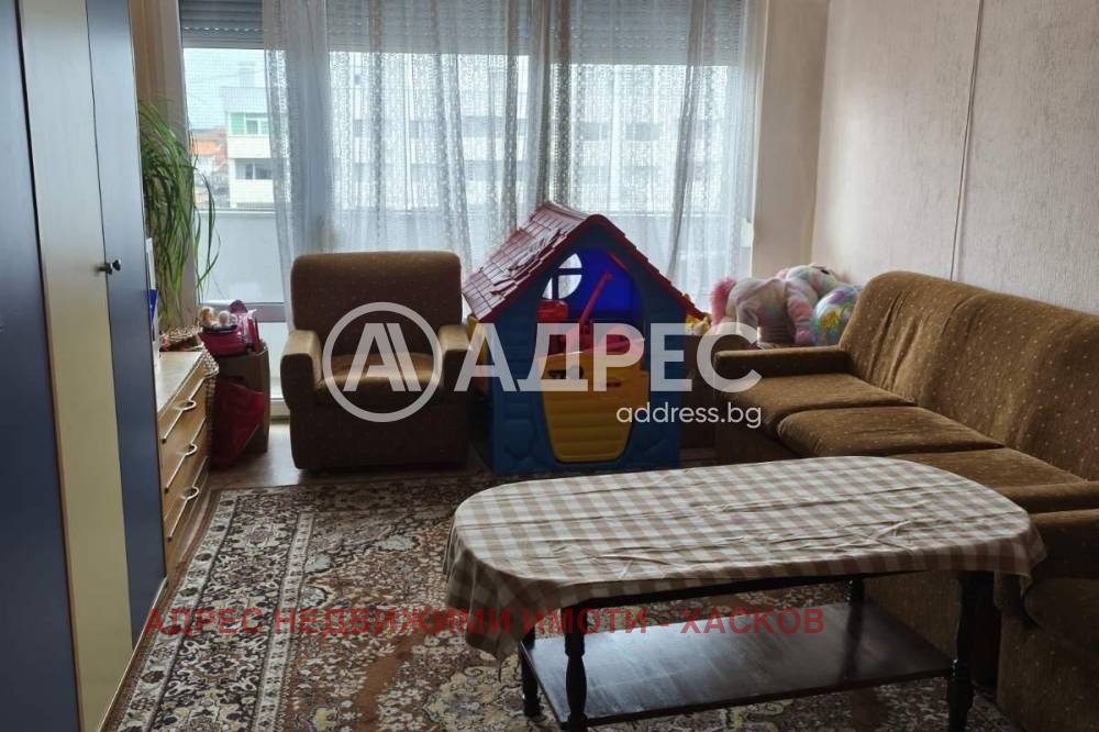 Продава 3-СТАЕН, гр. Хасково, Орфей, снимка 2 - Апартаменти - 54062096