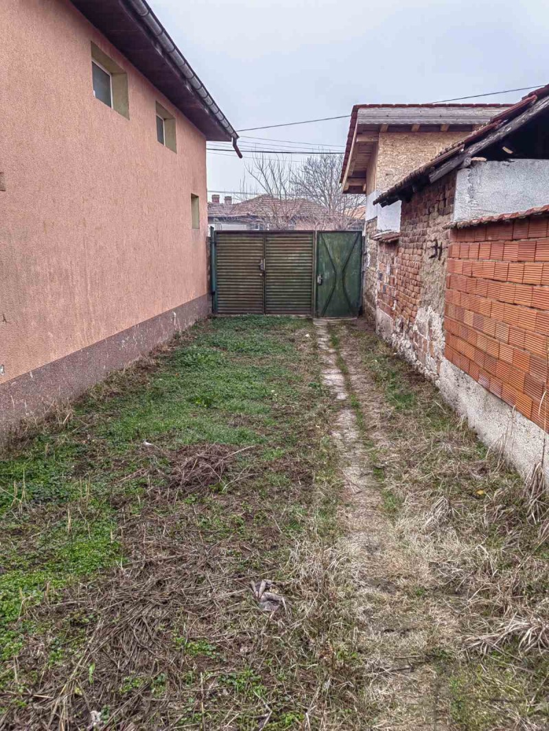 Продава КЪЩА в област Пловдив, с. Градина - 80 кв.м / 39 500 € » 77 255.29 лв., ЛИДЕРА