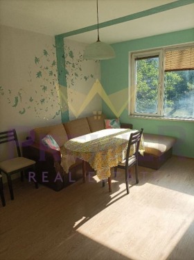 1 Schlafzimmer Lewski 1, Warna