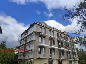 2 soverom m-t Manastirski rid, Varna