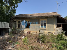 Ev Gorski Senovec, bölge Veliko Tarnovo