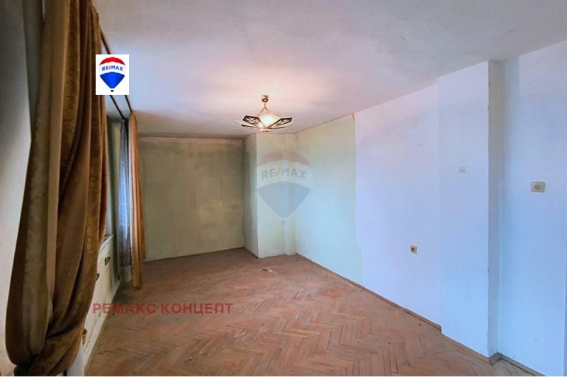 Продава  2-стаен град Шумен , Тракия , 70 кв.м | 86728072 - изображение [4]