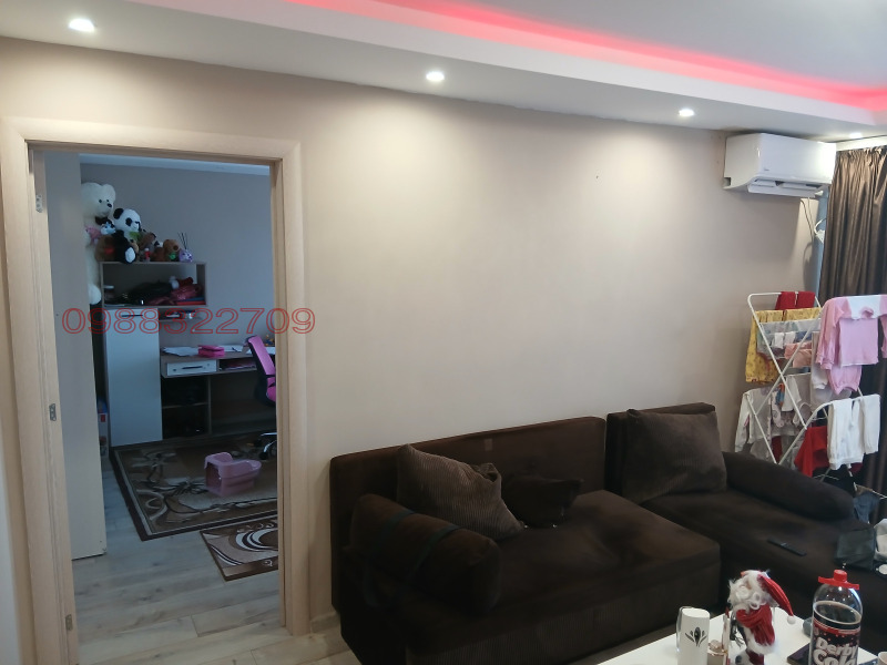 Продава 3-СТАЕН, гр. Димитровград, област Хасково, снимка 12 - Апартаменти - 52946338