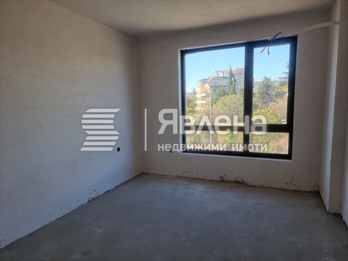 Продава 3-СТАЕН, гр. Варна, к.к. Св.Св. Константин и Елена, снимка 2 - Апартаменти - 53068435