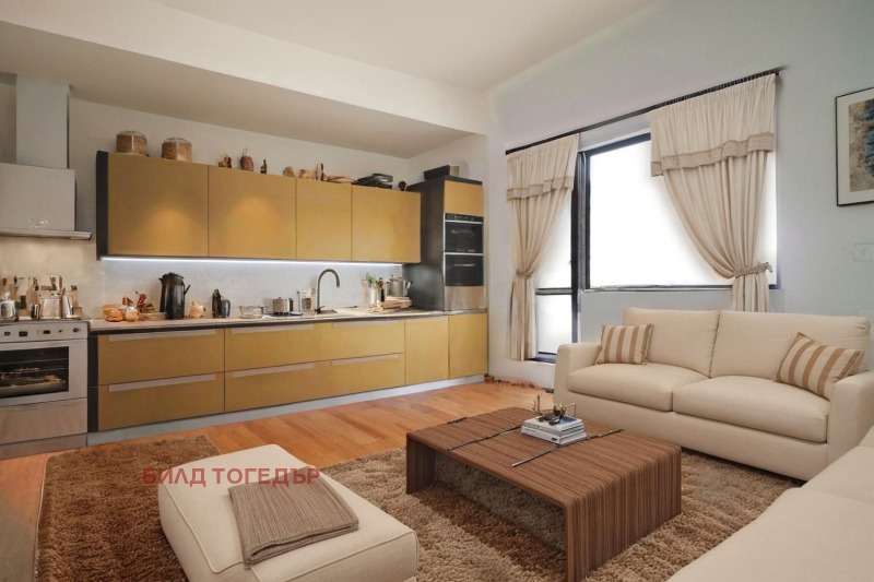 Продава 3-СТАЕН, гр. Пловдив, Център, снимка 4 - Апартаменти - 53517022