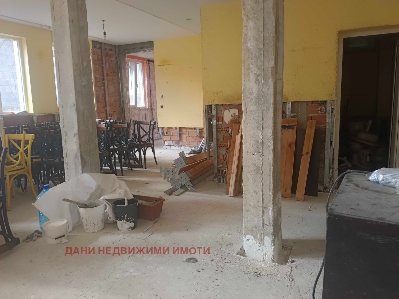 Till salu  Hotell Varna , Vinica , 366 kvm | 61437303 - bild [3]