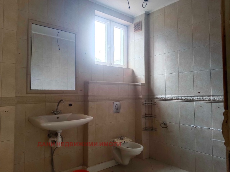 Till salu  Hotell Varna , Vinica , 366 kvm | 61437303 - bild [12]