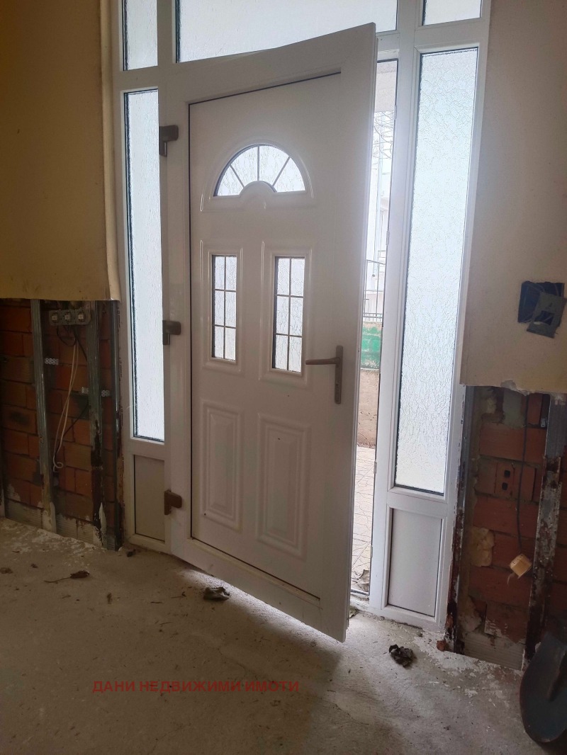 Till salu  Hotell Varna , Vinica , 366 kvm | 61437303 - bild [6]