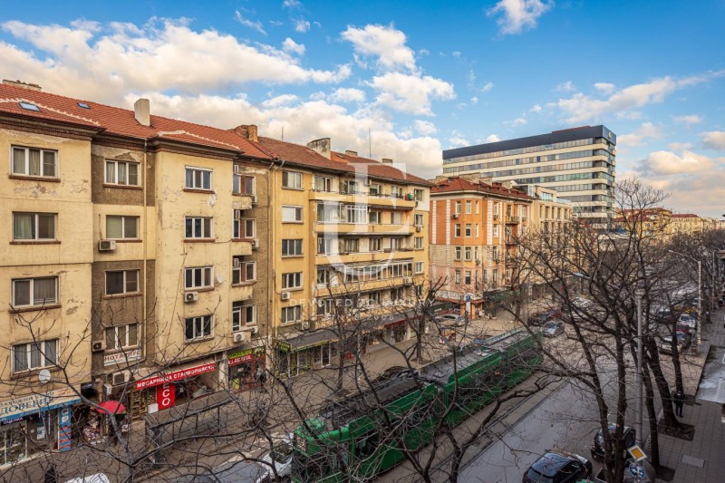 Продава 3-СТАЕН, гр. София, Център, снимка 11 - Апартаменти - 52988957