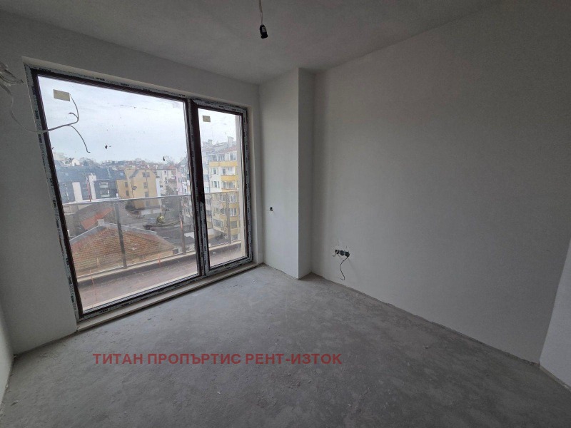 Продава 3-СТАЕН, гр. Бургас, Център, снимка 5 - Апартаменти - 53042004