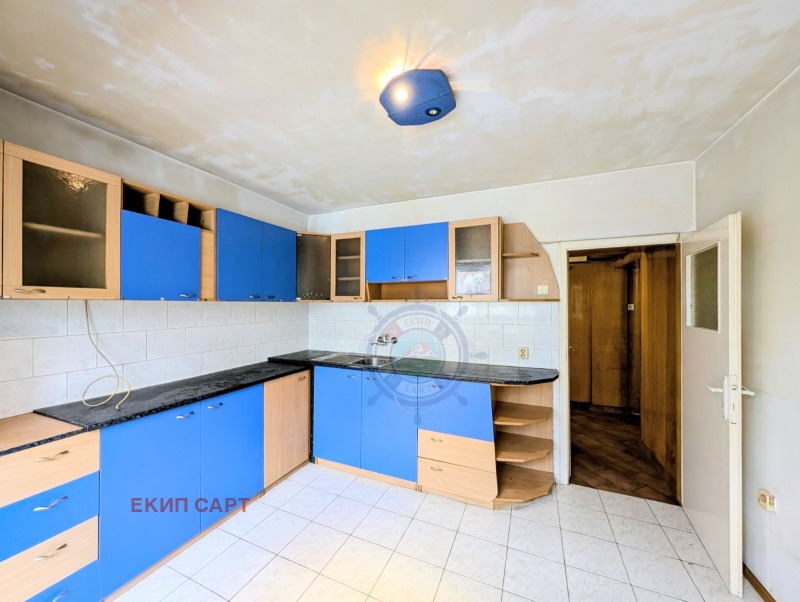 Продава 4-СТАЕН, гр. Варна, Цветен квартал, снимка 6 - Апартаменти - 53298223