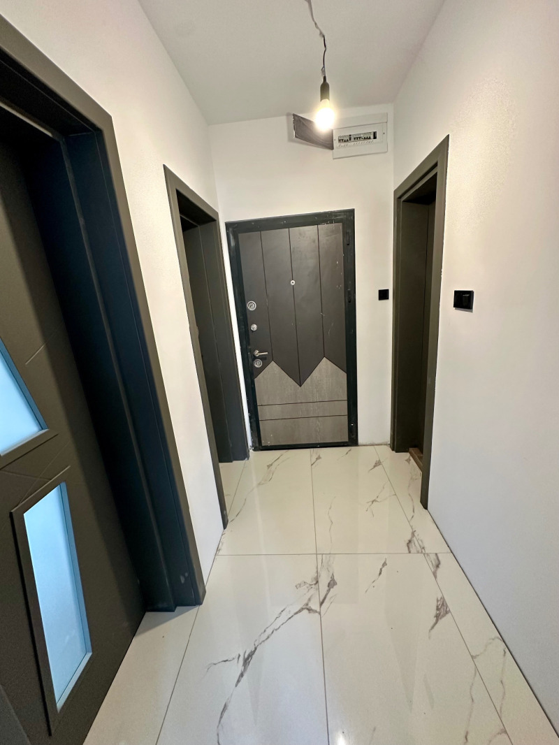 Продава ЕТАЖ ОТ КЪЩА, гр. Пловдив, Гагарин, снимка 11 - Етаж от къща - 52874801