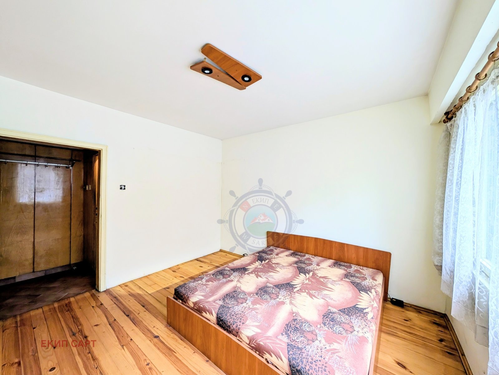 Продава 4-СТАЕН, гр. Варна, Цветен квартал, снимка 2 - Апартаменти - 53298223