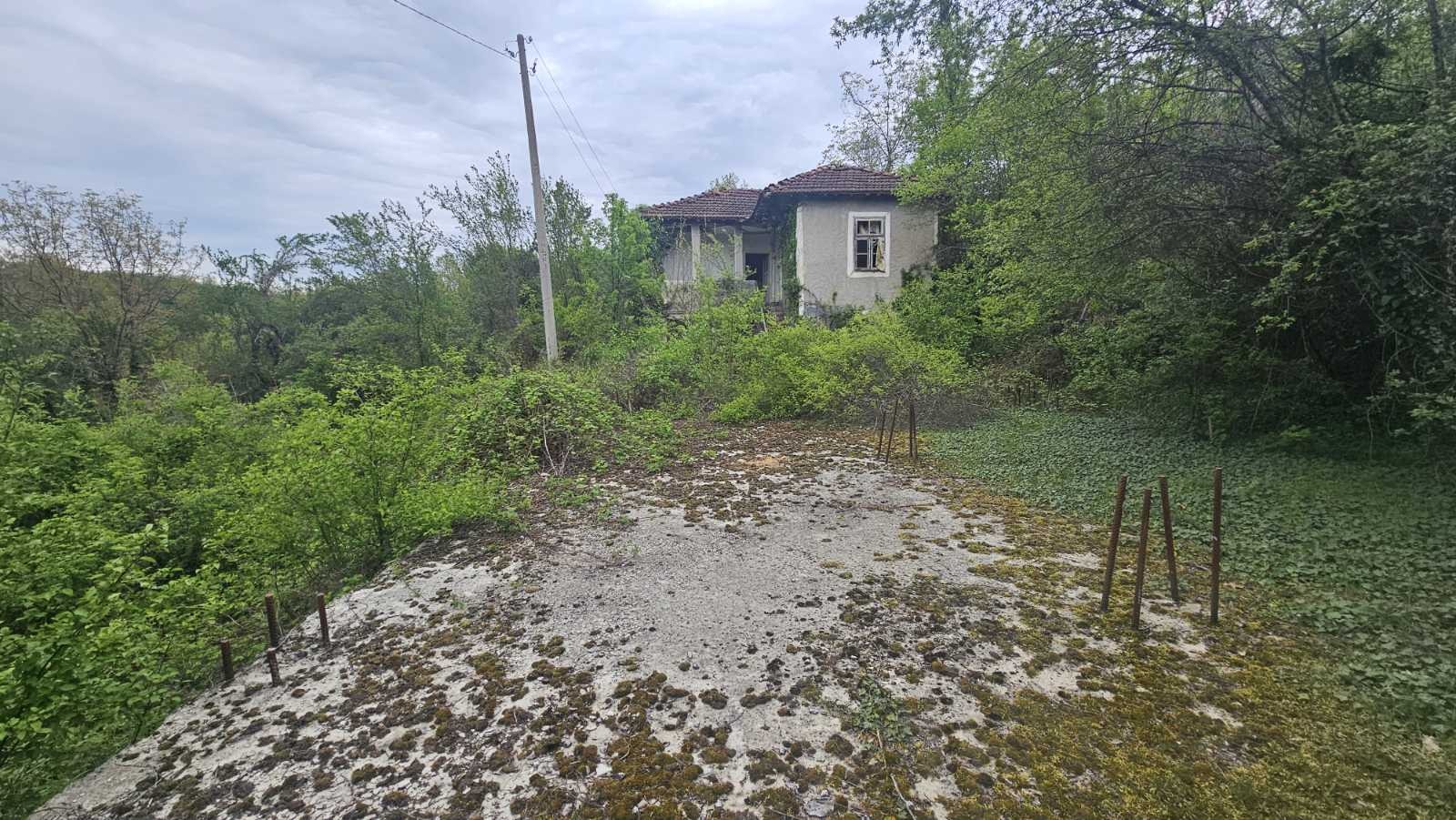 Продава КЪЩА, с. Калугерово, област София област, снимка 2 - Къщи - 54386200