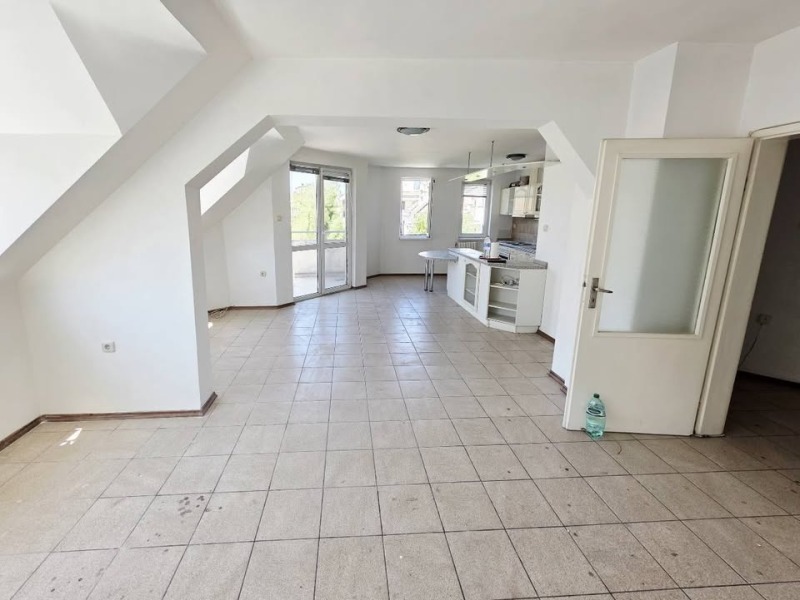 De vânzare  2 dormitoare Plovdiv , Țentâr , 100 mp | 94220814 - imagine [8]
