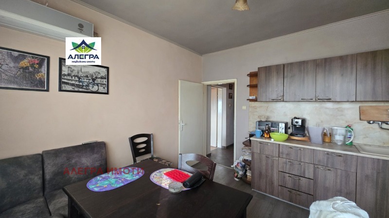 Продава 3-СТАЕН, гр. Пазарджик, Изток, снимка 4 - Апартаменти - 52693010