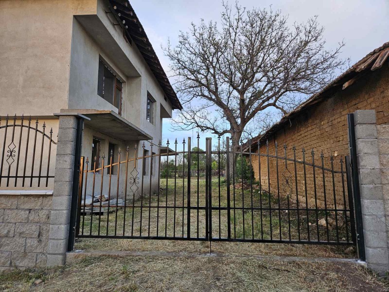 Na prodej  Dům oblast Veliko Tarnovo , Kamen , 440 m2 | 48740020 - obraz [3]