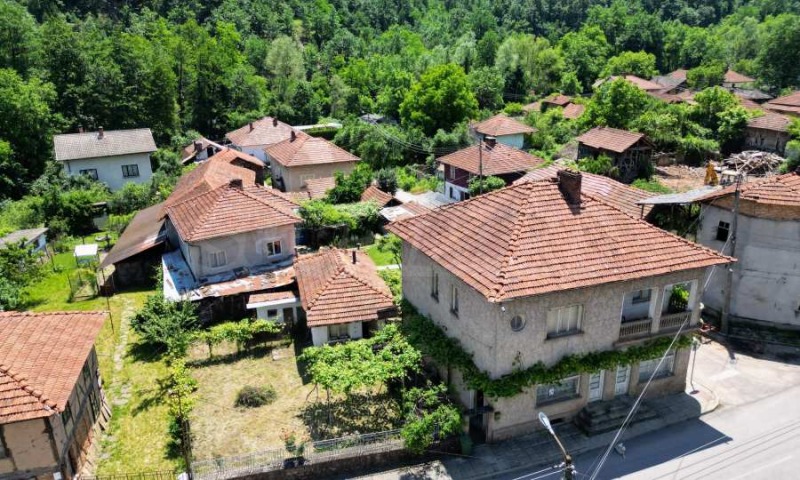 De vânzare  Casa regiunea Lovech , Troian , 241 mp | 54621791 - imagine [7]