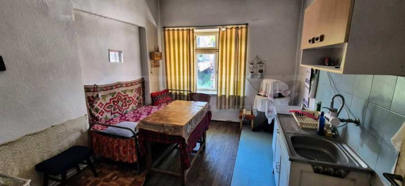De vânzare  Casa regiunea Lovech , Troian , 241 mp | 54621791 - imagine [16]